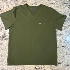 Figs Leon Three Pocket Scrub Top XL - Dark Olive